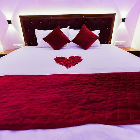 Hotel Rj Patna  Zewnętrze zdjęcie
