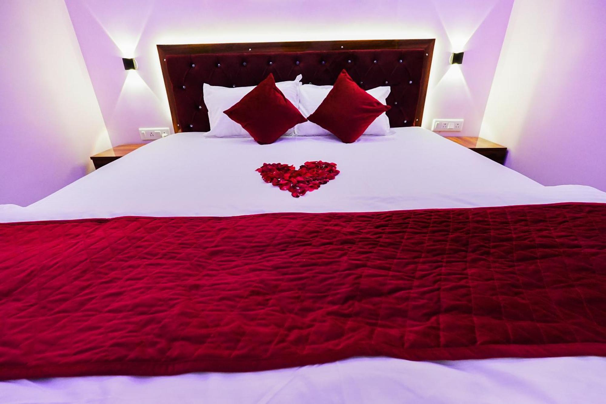 Hotel Rj Patna  Zewnętrze zdjęcie
